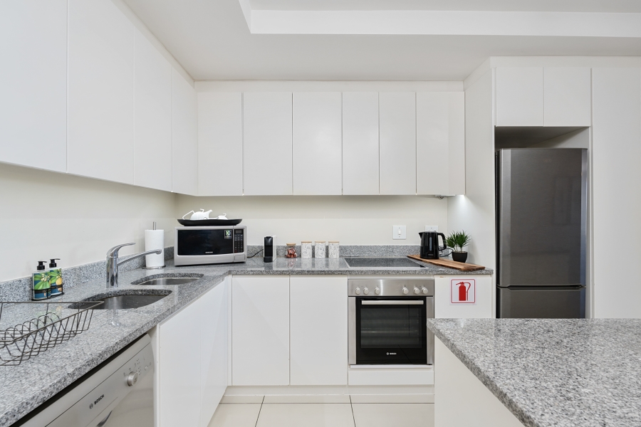 2 Bedroom Property for Sale in Green Point Western Cape